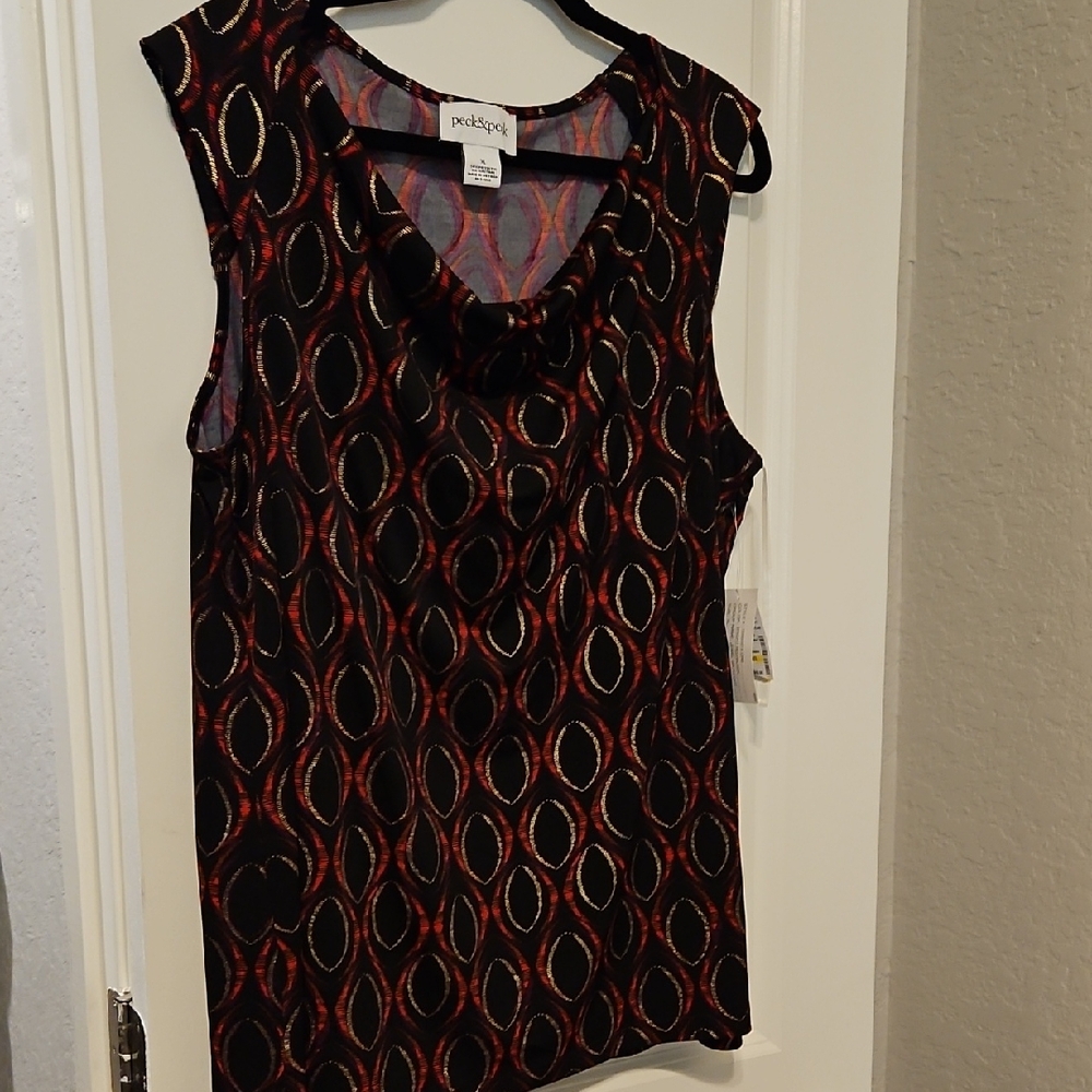 Polly & Esther Gold and Black Graphic Tank Top